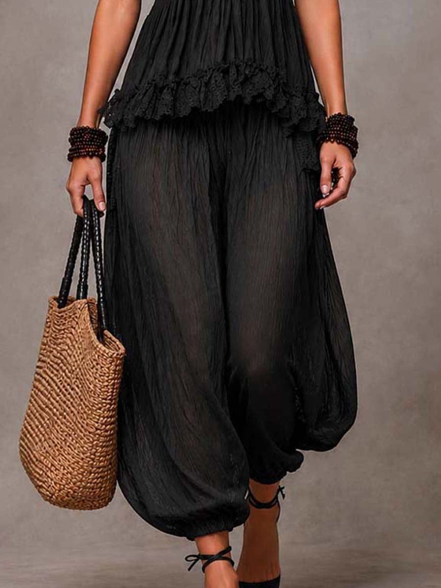 Ensemble top col V en dentelle et pantalon sarouel bohème noir