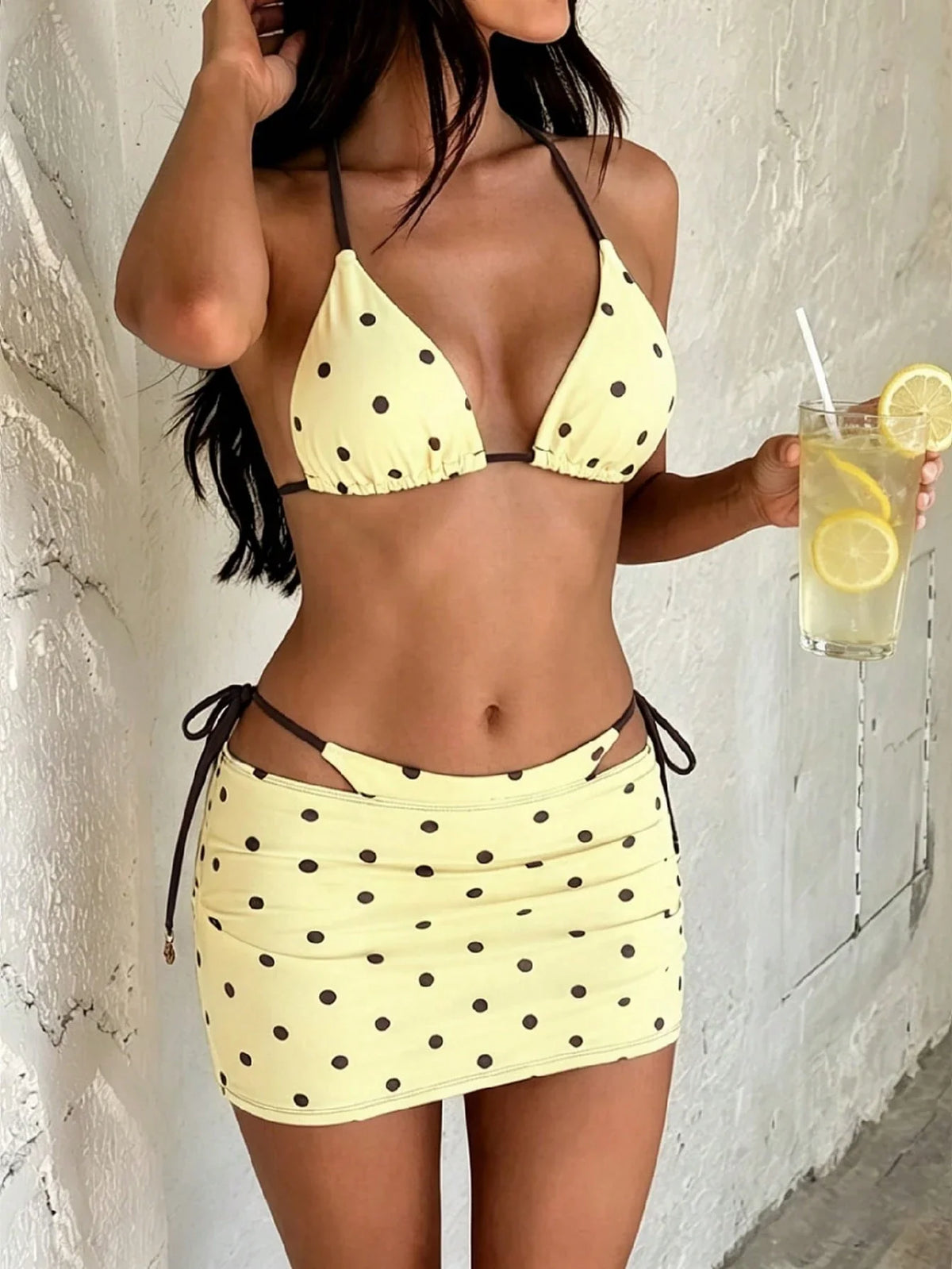 Naiara Bikini Beach