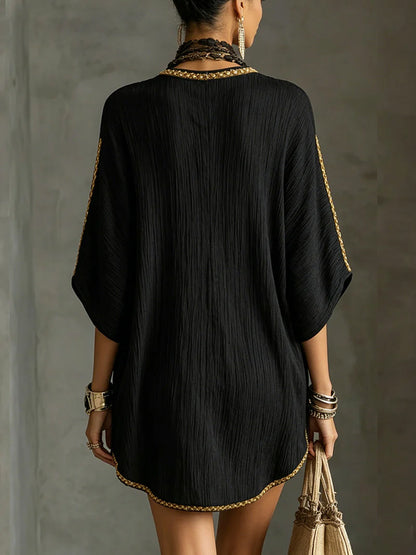 Mirella | Robe courte noire à décolleté en V profond