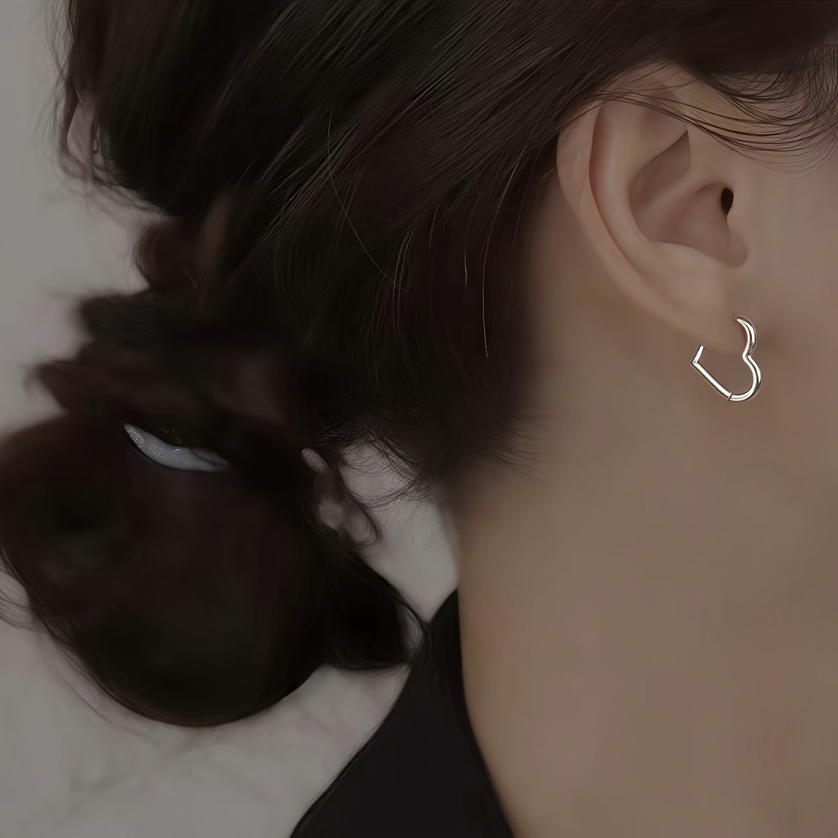 Pilar - Boucles d'Oreilles Dorées en Forme de Cœur en Acier Inoxydable