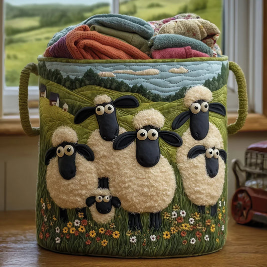 Panier matelassé avec troupeau de moutons dans les champs