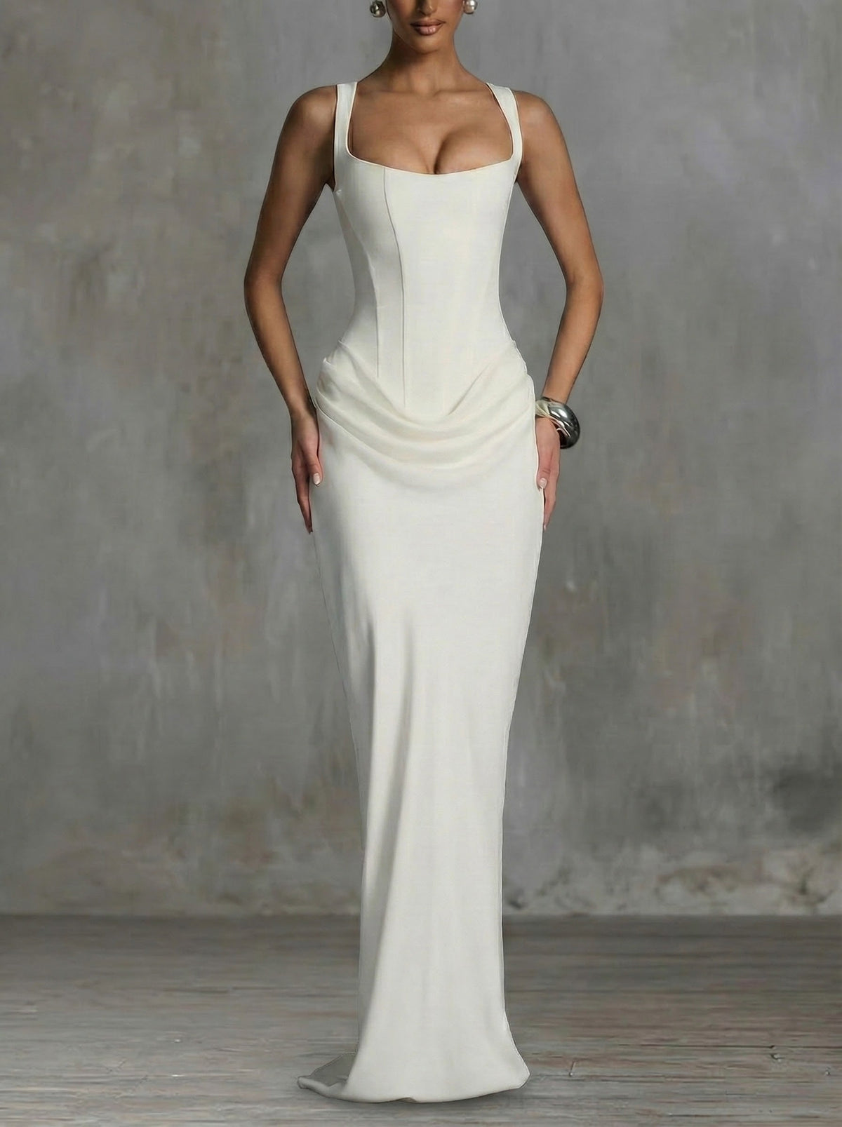 Éléonore | Robe Longue à Encolure Carrée