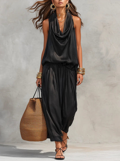 Ensemble top sans manches dos nu noir et pantalon plissé