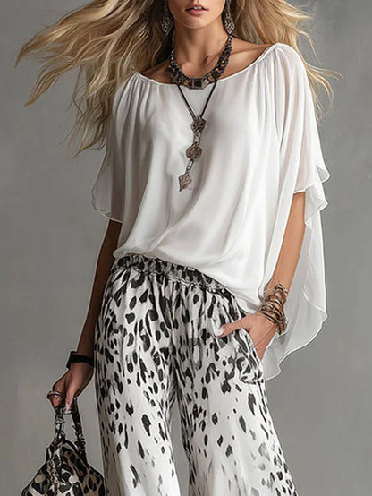 Ensemble T-shirt Fluide Blanc Et Pantalon En Mousseline Imprimé Léopard