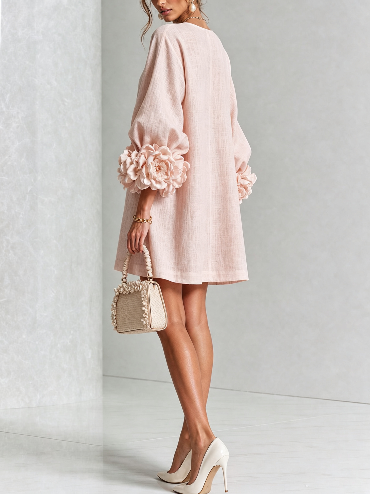 Robe Mini Fleurie Rose à Boutons et Manches Fleuries Surprenantes