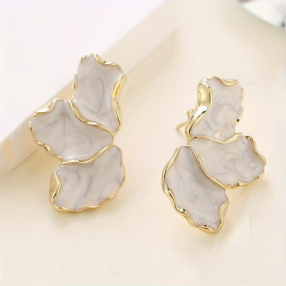 Boucles d'Oreilles Pétale de Fleur en Perle