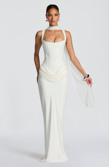Éléonore | Robe Longue à Encolure Carrée