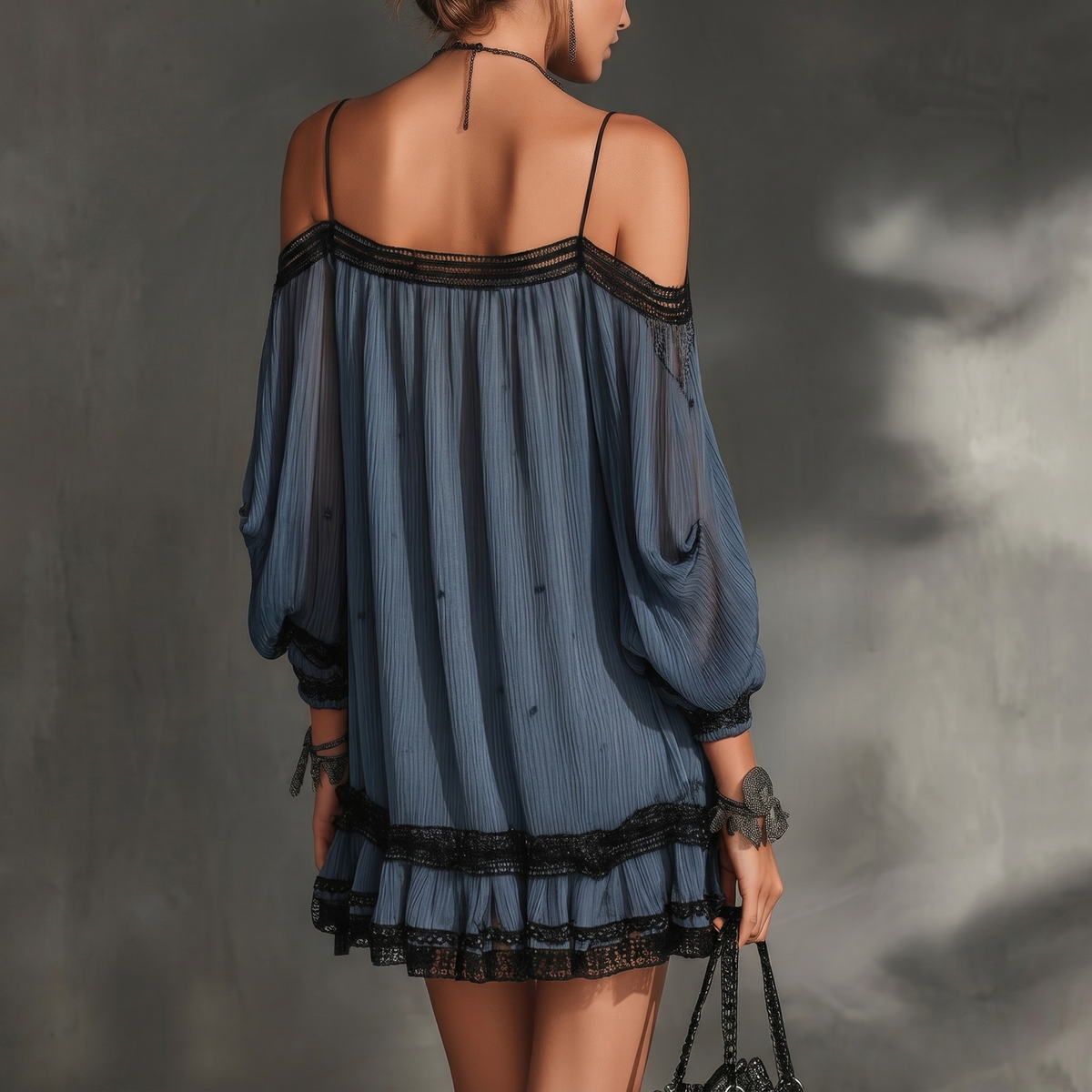 Mini vestido con escote Bardot