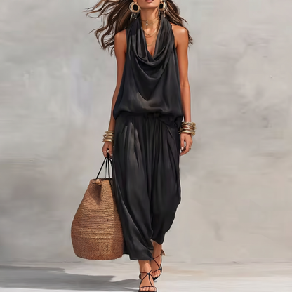 Ensemble haut sans manches dos nu et pantalon plissé