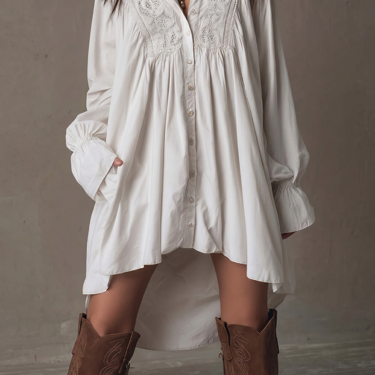 Mini-robe de style rétro avec de la dentelle