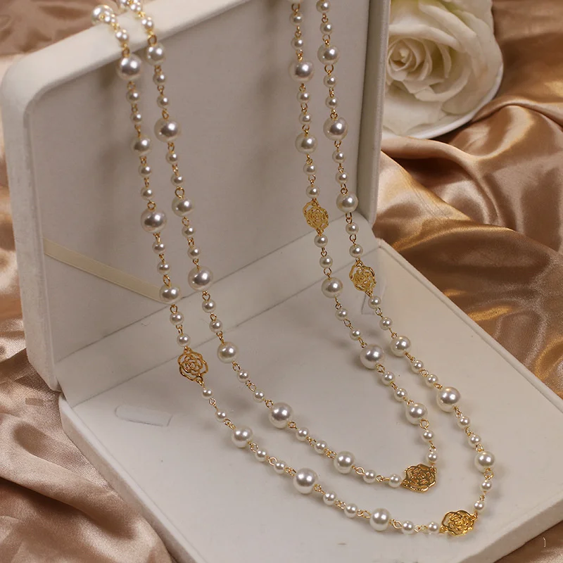 Mercédès - Collier Doré Élégant avec Perles