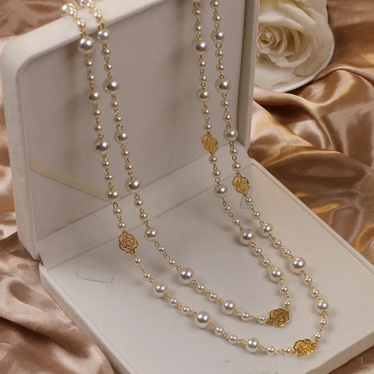 Mercédès - Collier Doré Élégant avec Perles