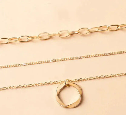 Trinidad - Collier Doré Classique à Couches avec Pendentif
